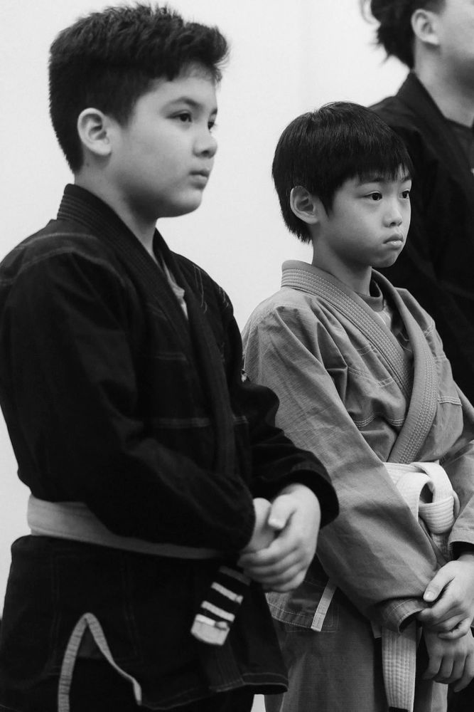 Older children training jiu-jitsu